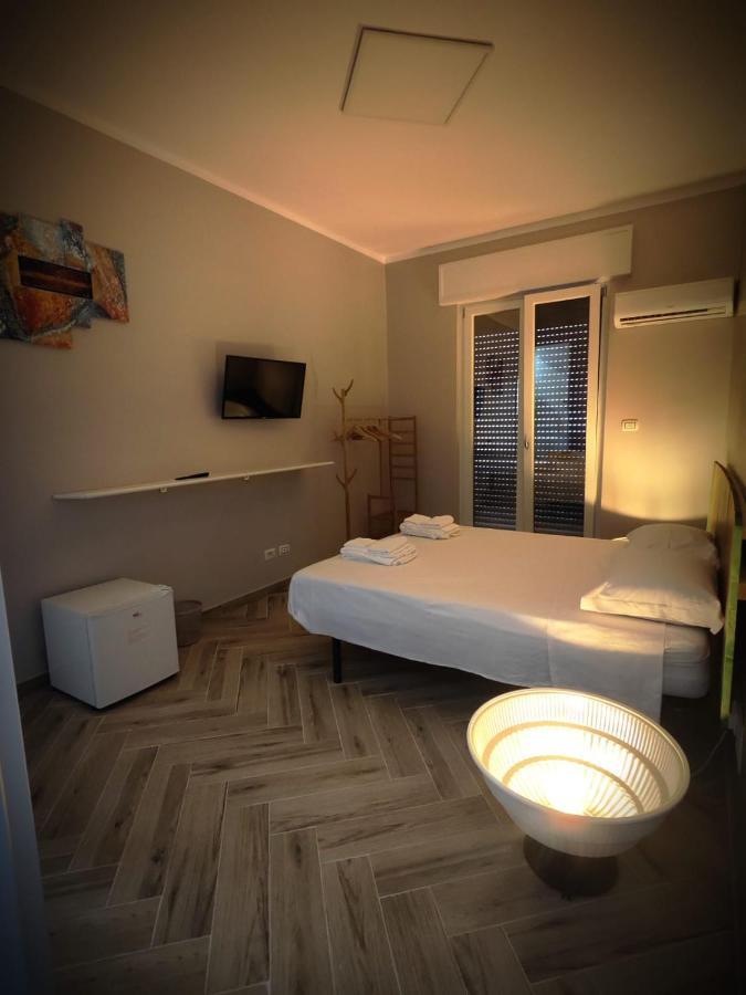 The House Of The Waves Otel Brindisi Dış mekan fotoğraf